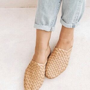 Liberté leather tulum Woven Slip-On Mules in Tan size 9